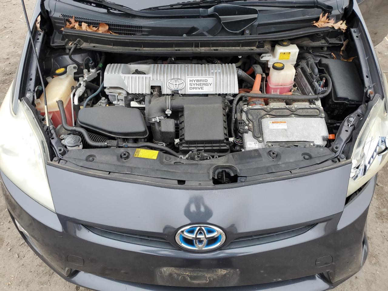 2011 TOYOTA PRIUS