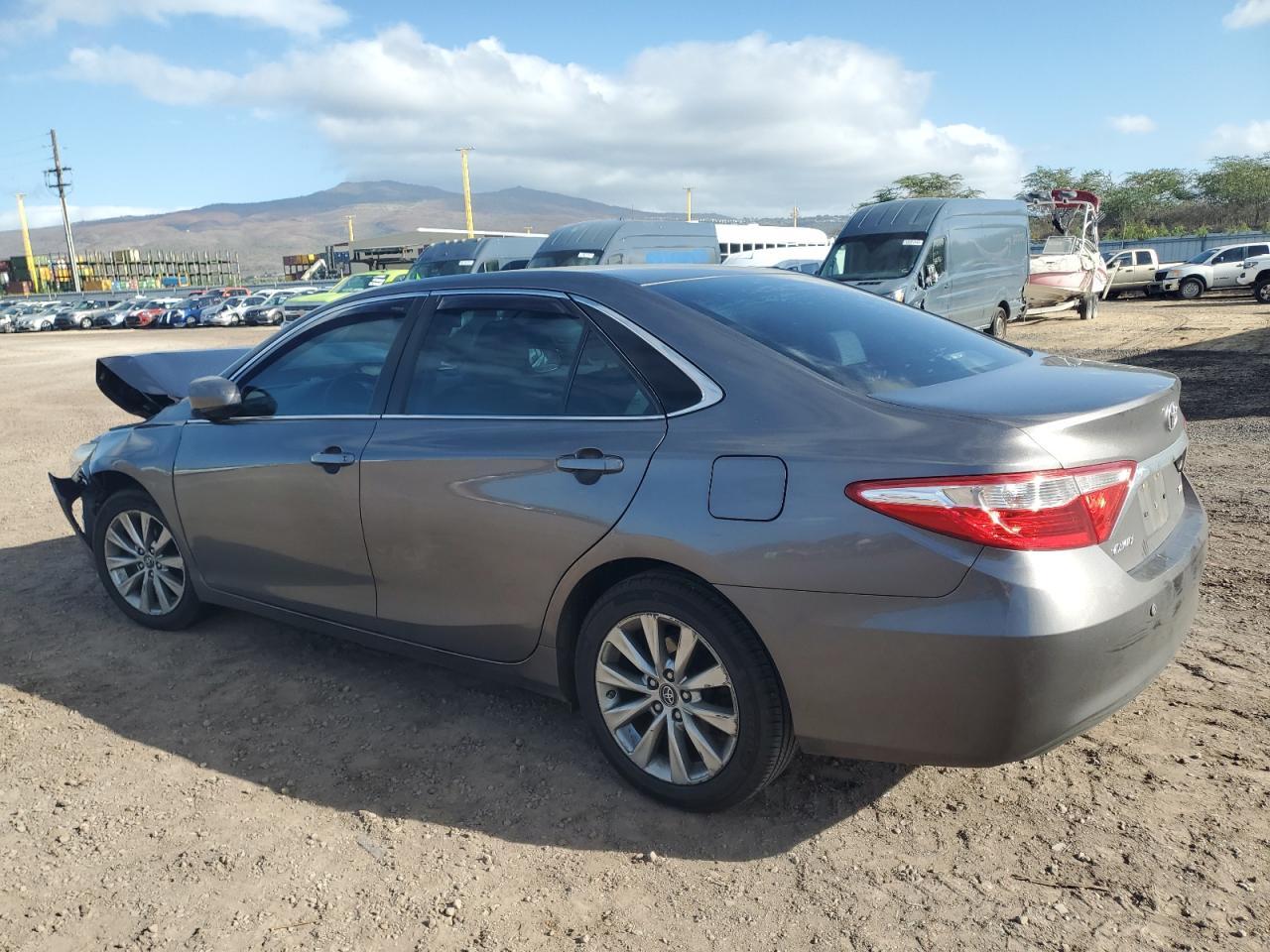 2017 TOYOTA CAMRY