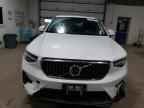 2024 VOLVO XC40