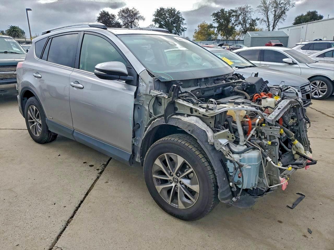 2017 TOYOTA RAV4