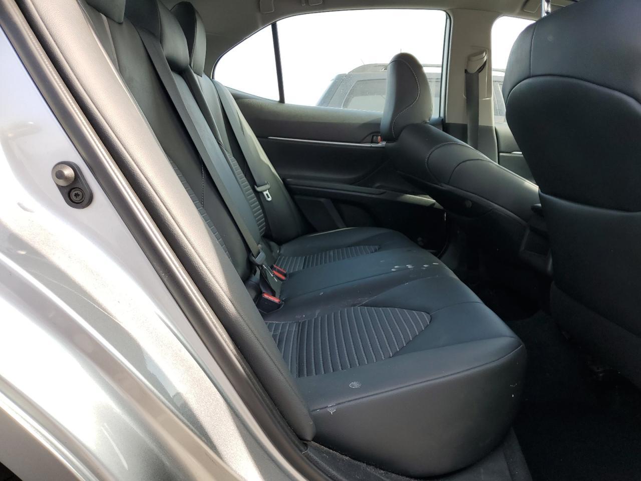 2019 TOYOTA CAMRY