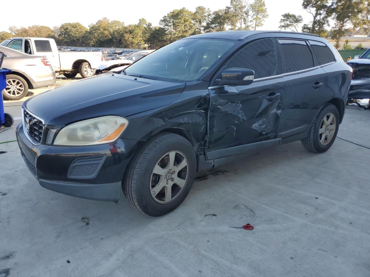 2011 VOLVO XC60