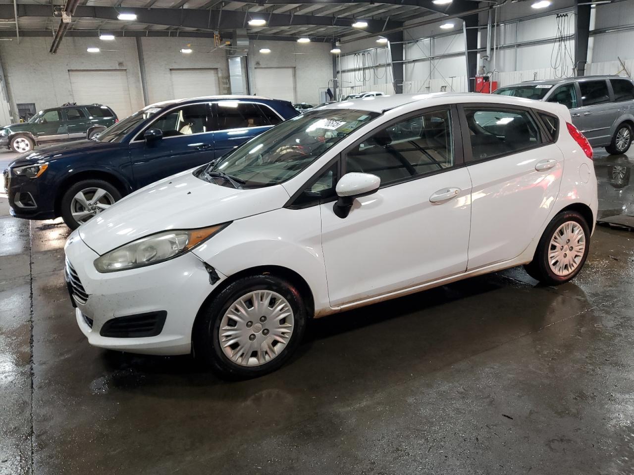 2015 FORD Fiesta