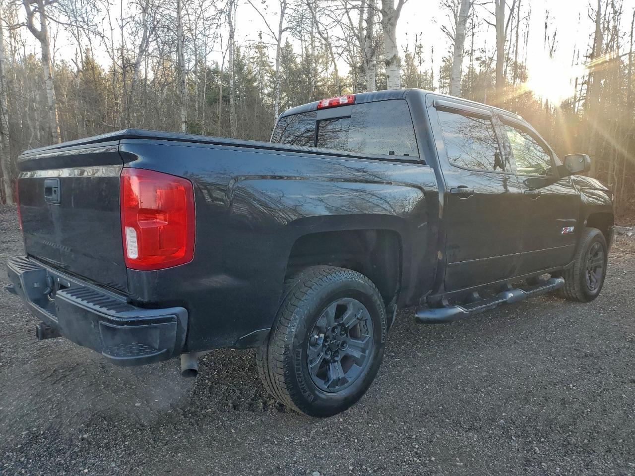2018 CHEVROLET Silverado