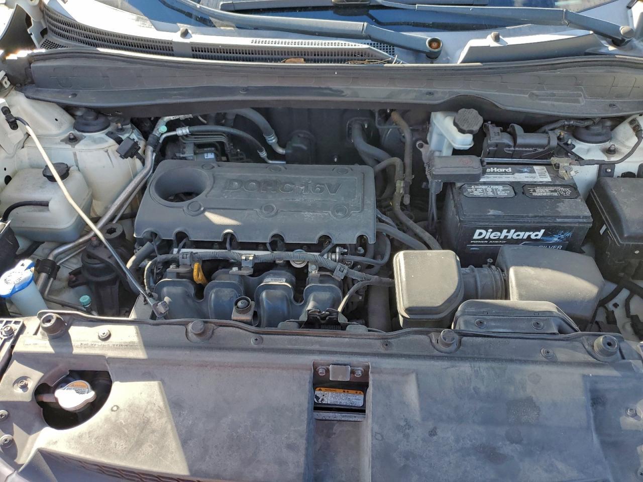 2010 HYUNDAI TUCSON