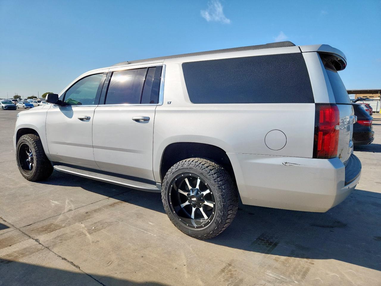 2020 CHEVROLET Suburban