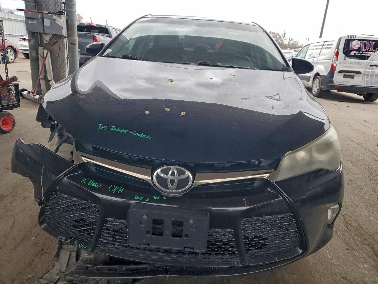 2015 TOYOTA CAMRY