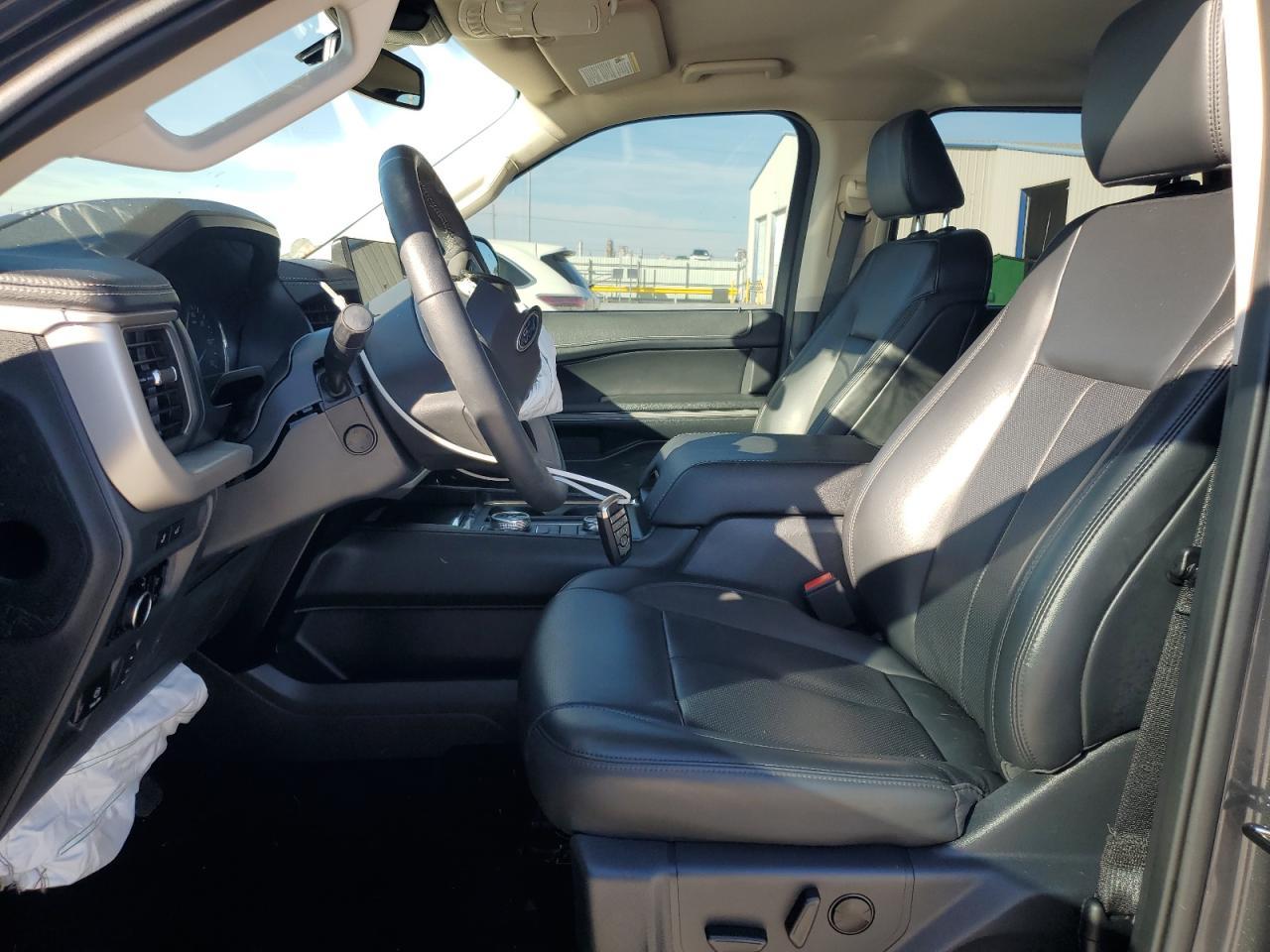 2024 FORD Expedition