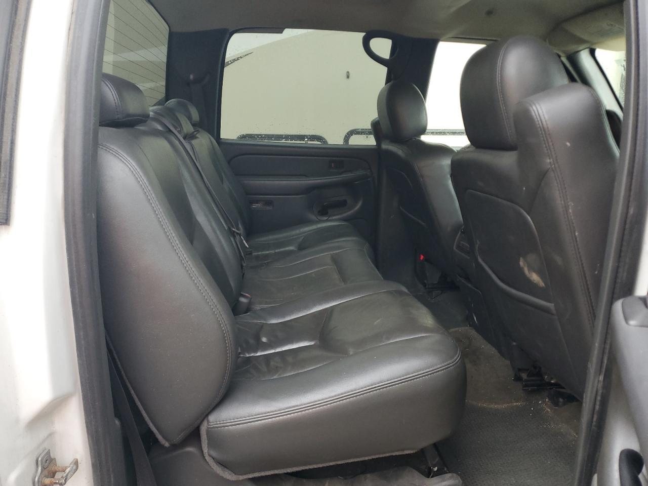 2005 GMC Sierra