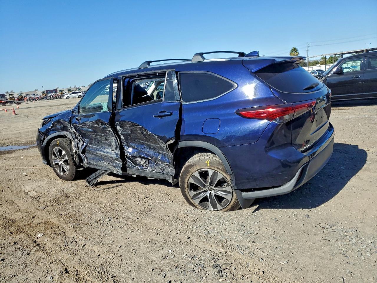 2021 TOYOTA HIGHLANDER