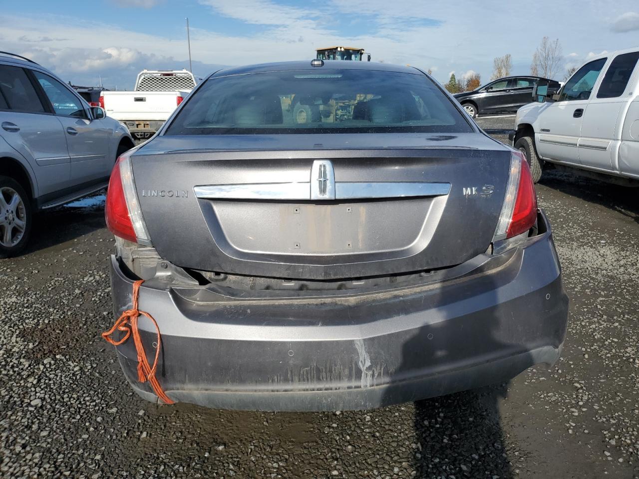 2011 LINCOLN MKS