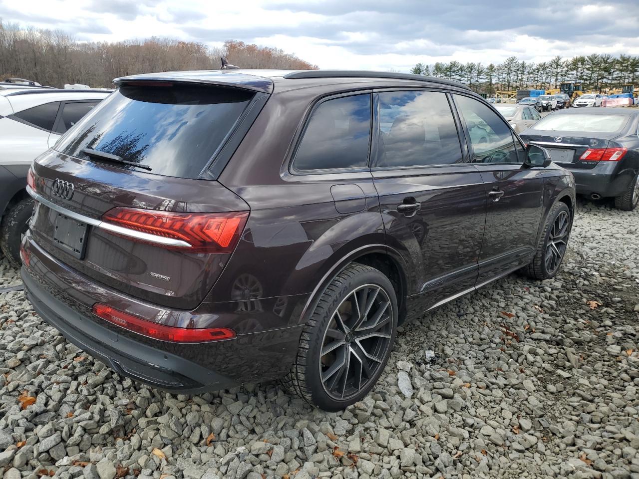 2021 AUDI Q7