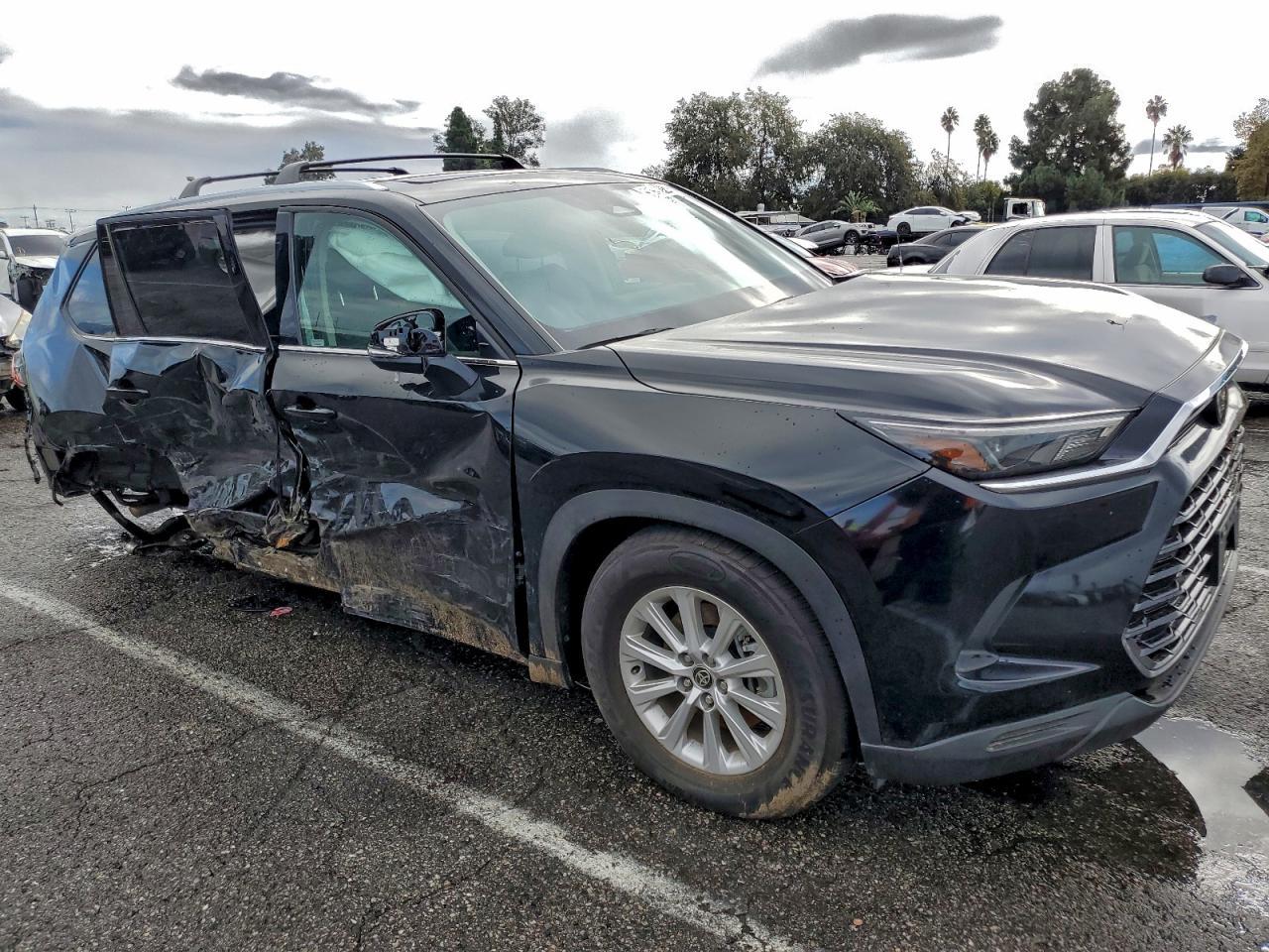 2025 TOYOTA HIGHLANDER