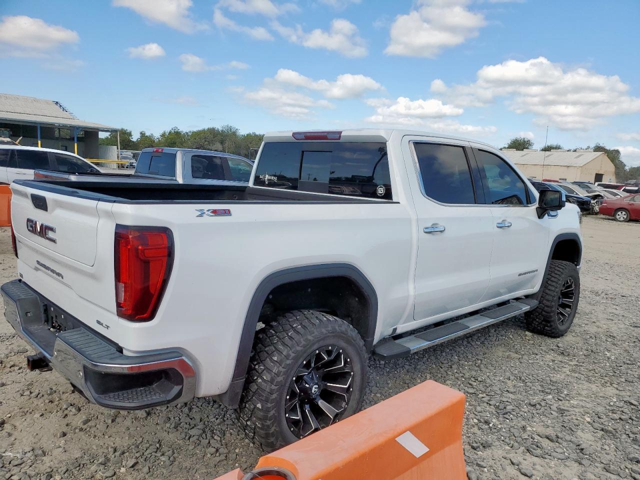 2019 GMC Sierra