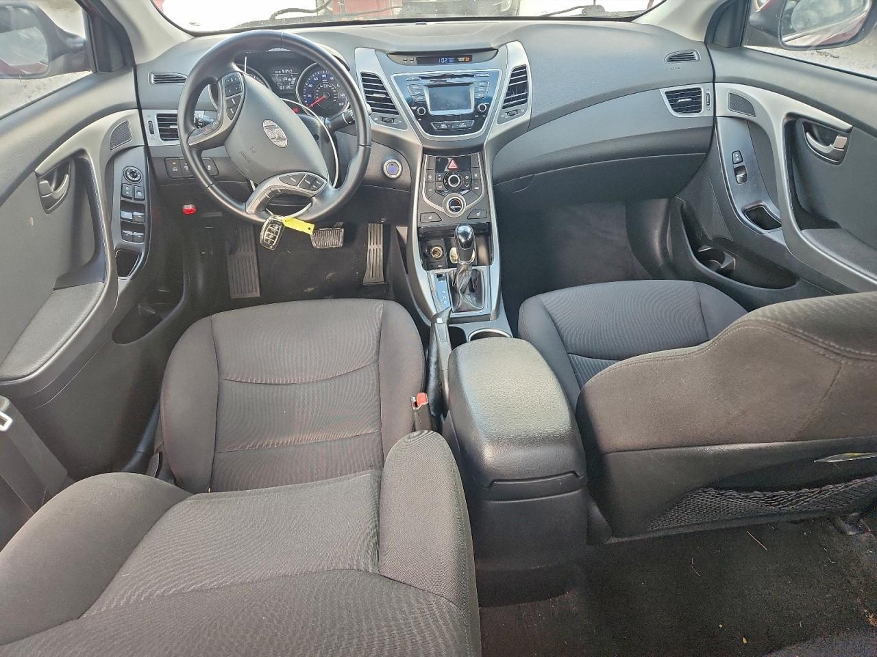 2016 HYUNDAI ELANTRA