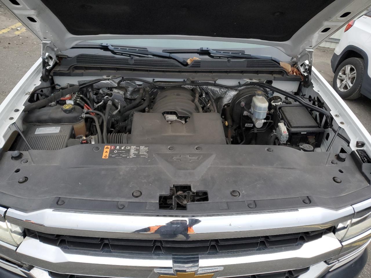 2018 CHEVROLET Silverado