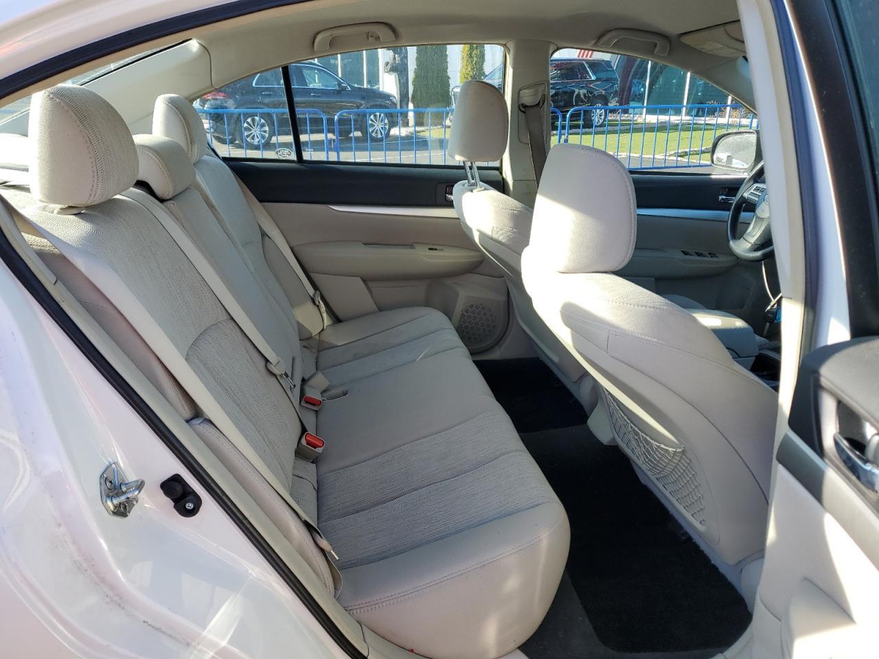 2013 SUBARU Legacy
