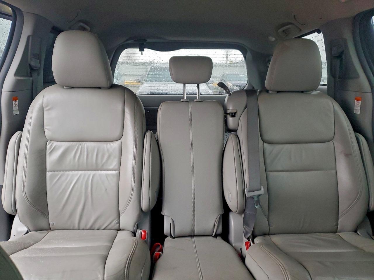 2018 TOYOTA SIENNA
