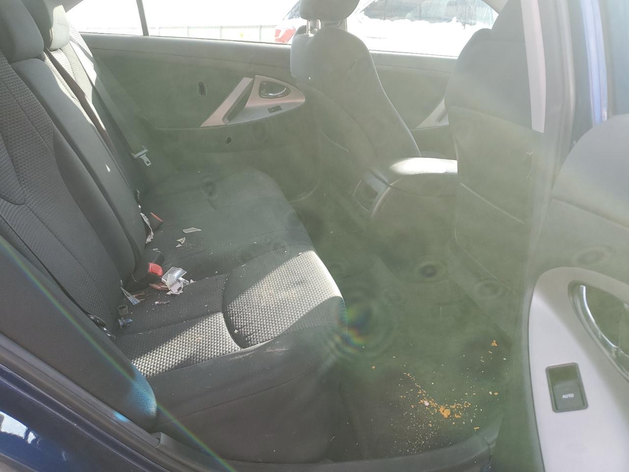 2011 TOYOTA CAMRY