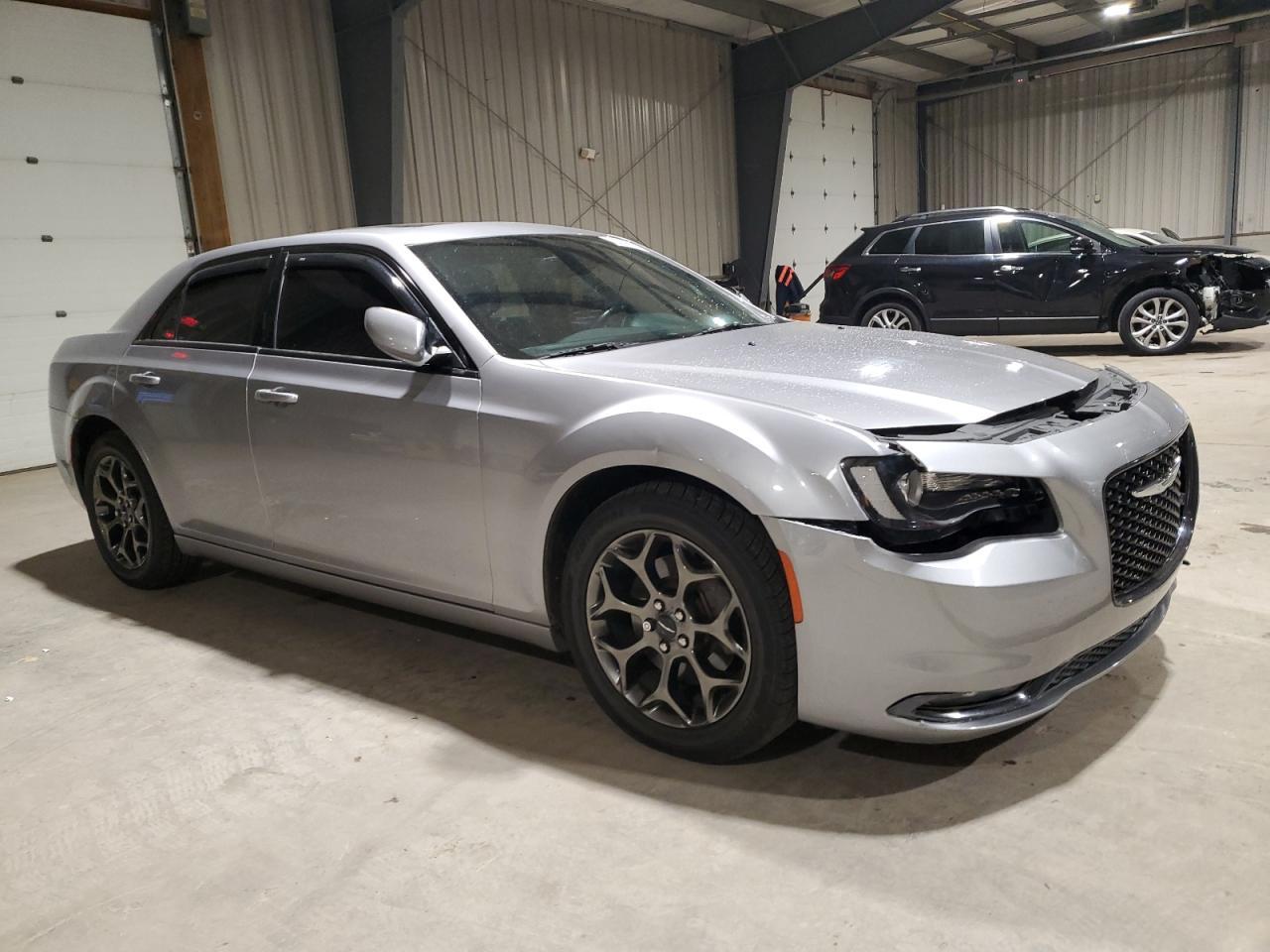 2016 CHRYSLER 300