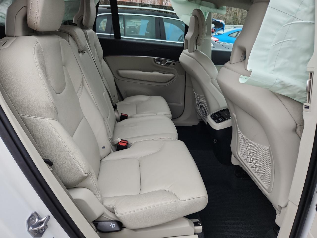 2020 VOLVO XC90