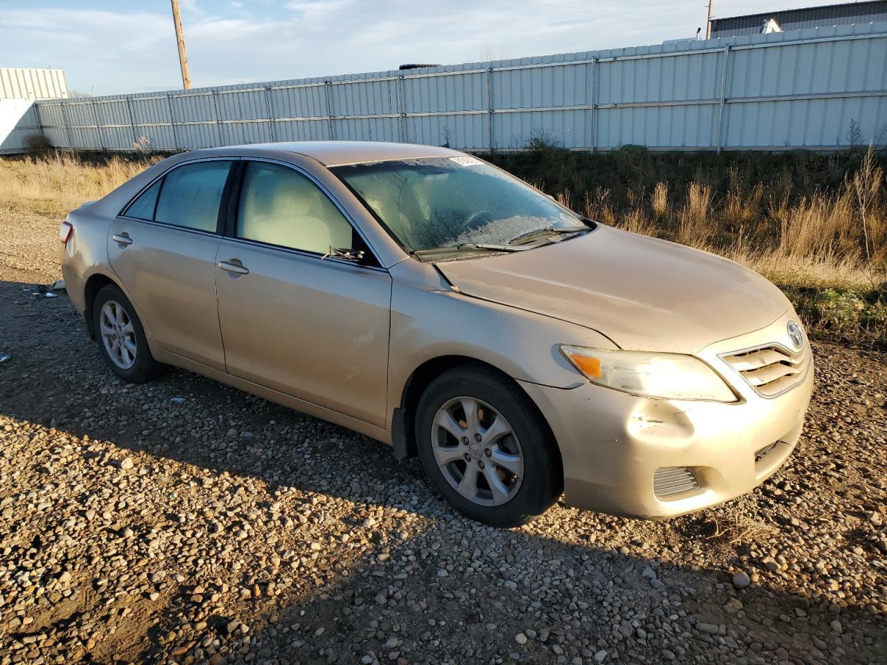 2011 TOYOTA CAMRY
