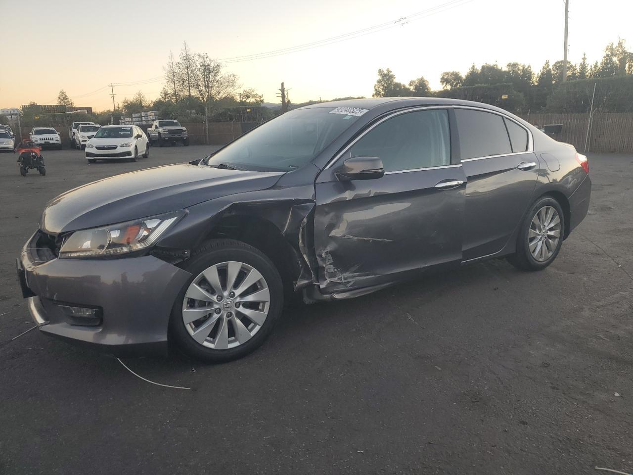 2015 HONDA ACCORD