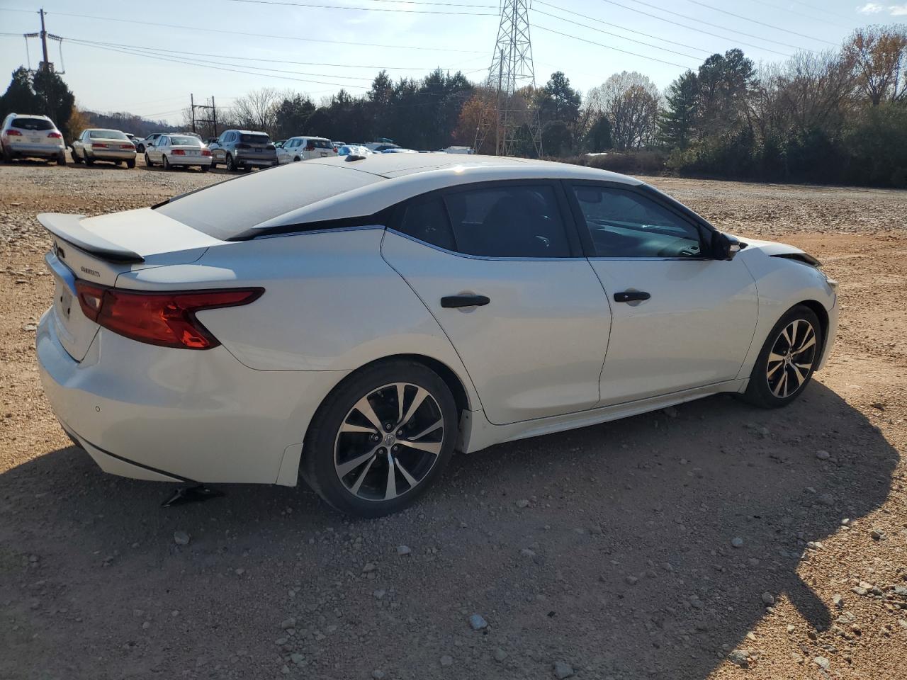 2018 NISSAN Maxima