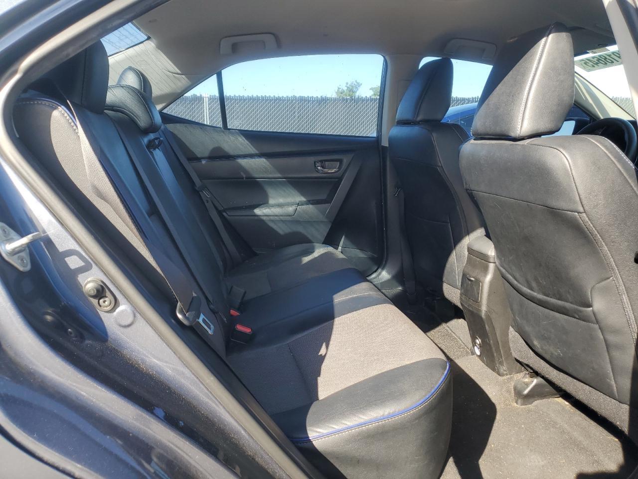 2017 TOYOTA COROLLA