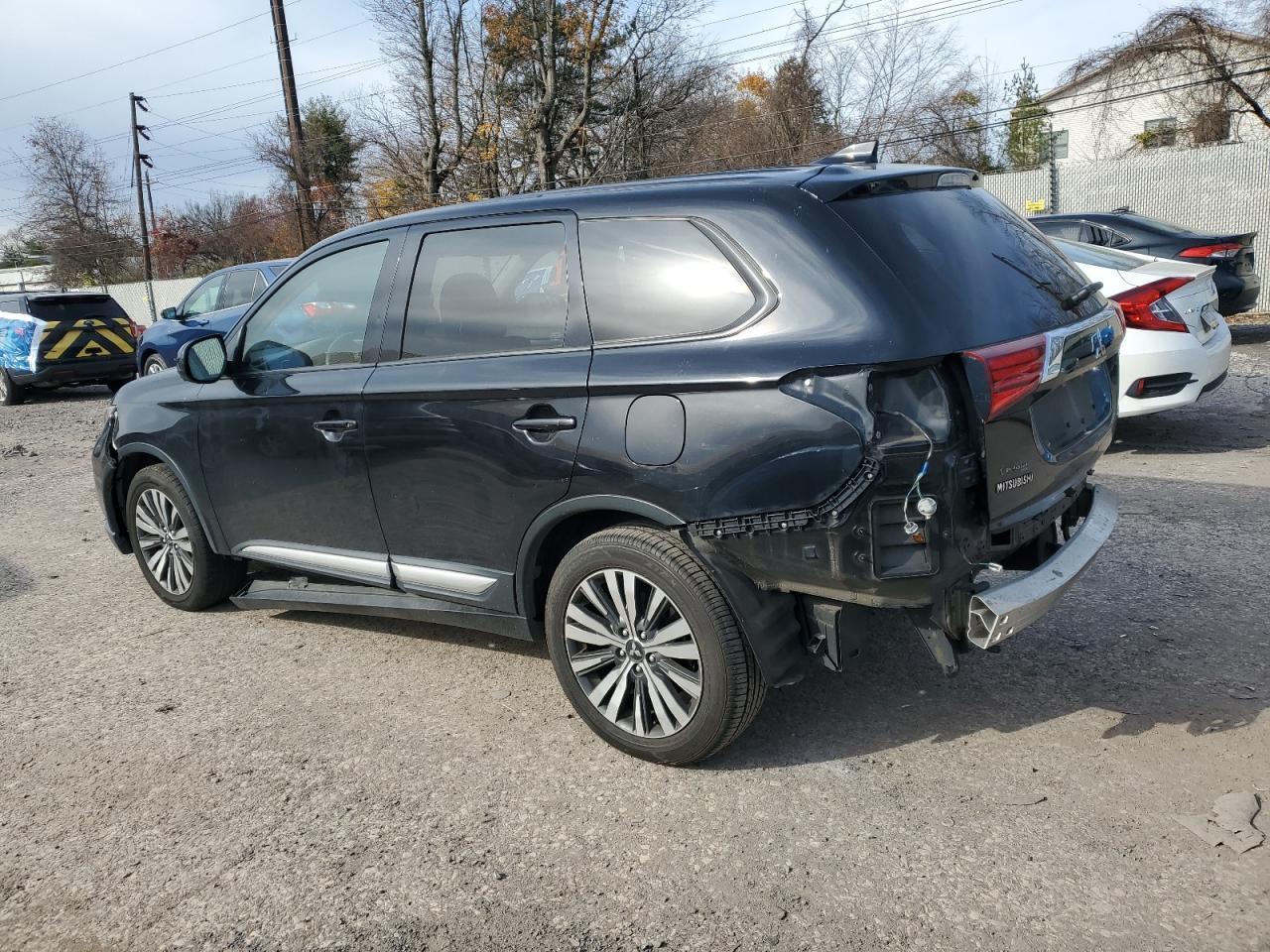2019 MITSUBISHI outlander