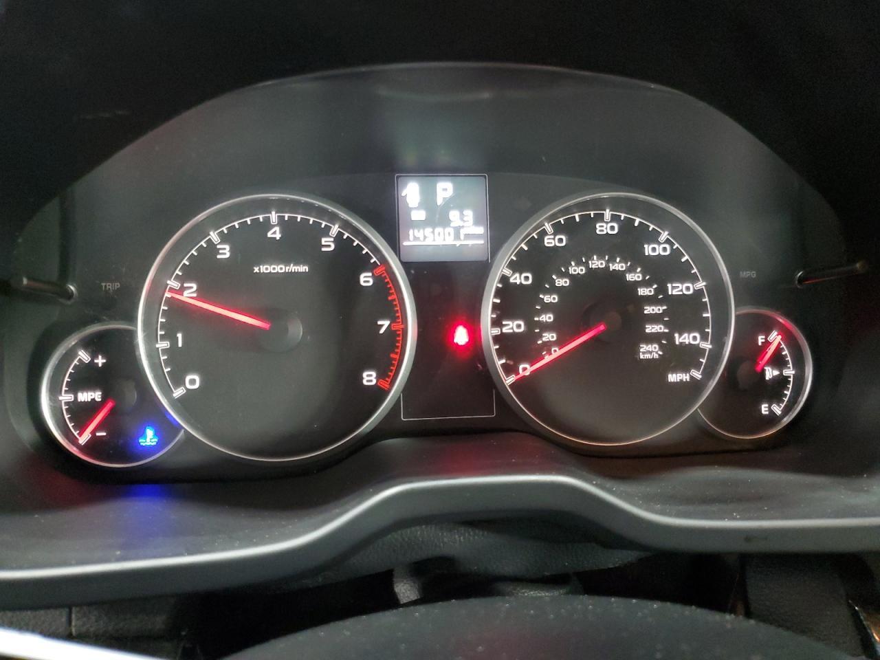 2014 SUBARU Legacy