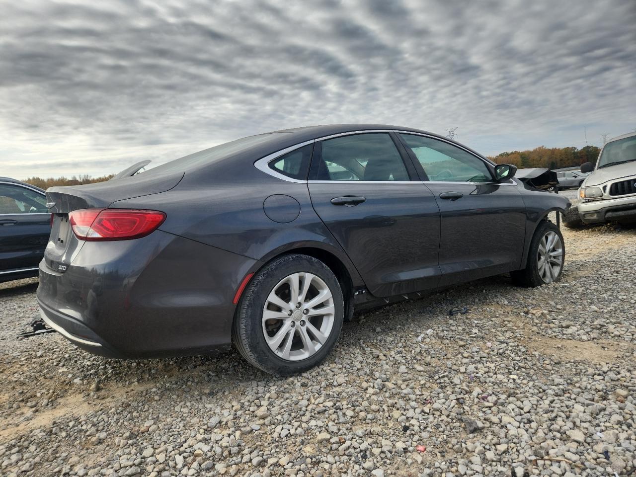 2016 CHRYSLER 200
