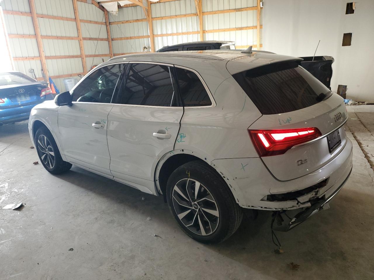 2021 AUDI Q5
