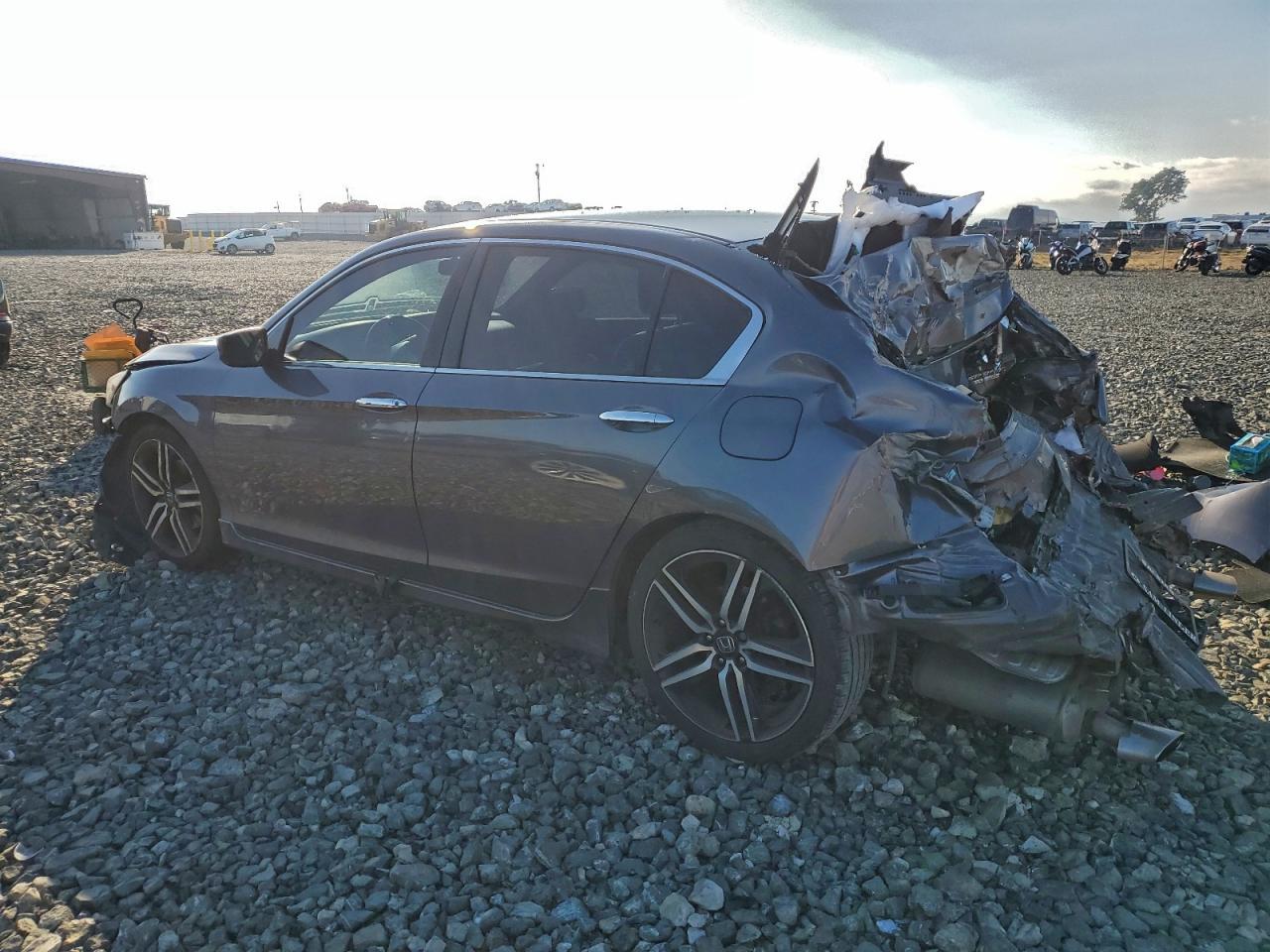 2017 HONDA ACCORD