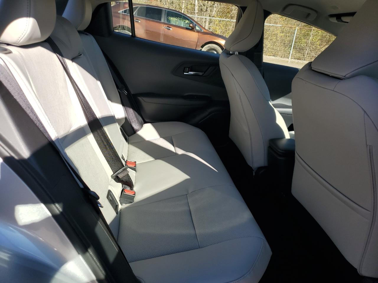 2025 TOYOTA PRIUS
