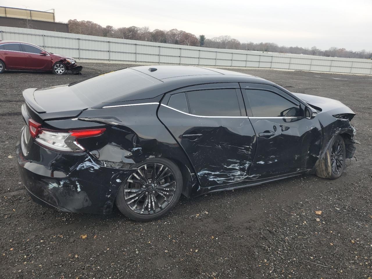 2018 NISSAN Maxima