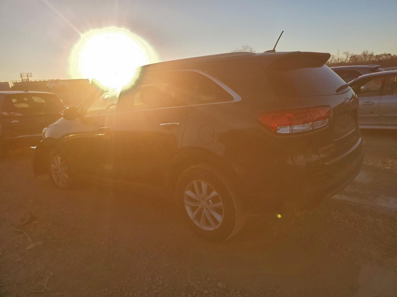 2016 KIA SORENTO