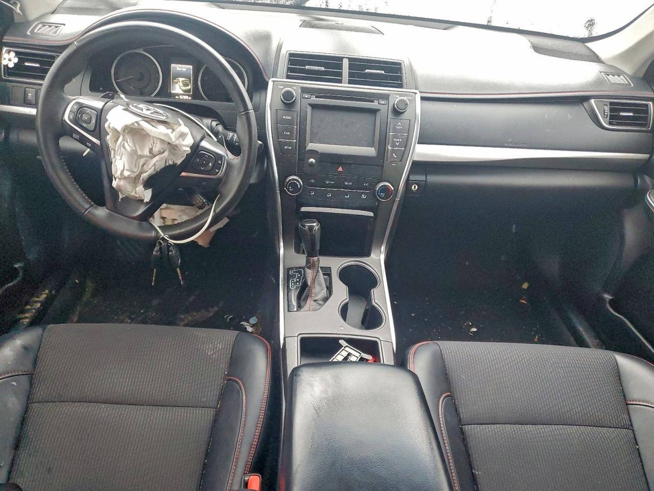 2017 TOYOTA CAMRY