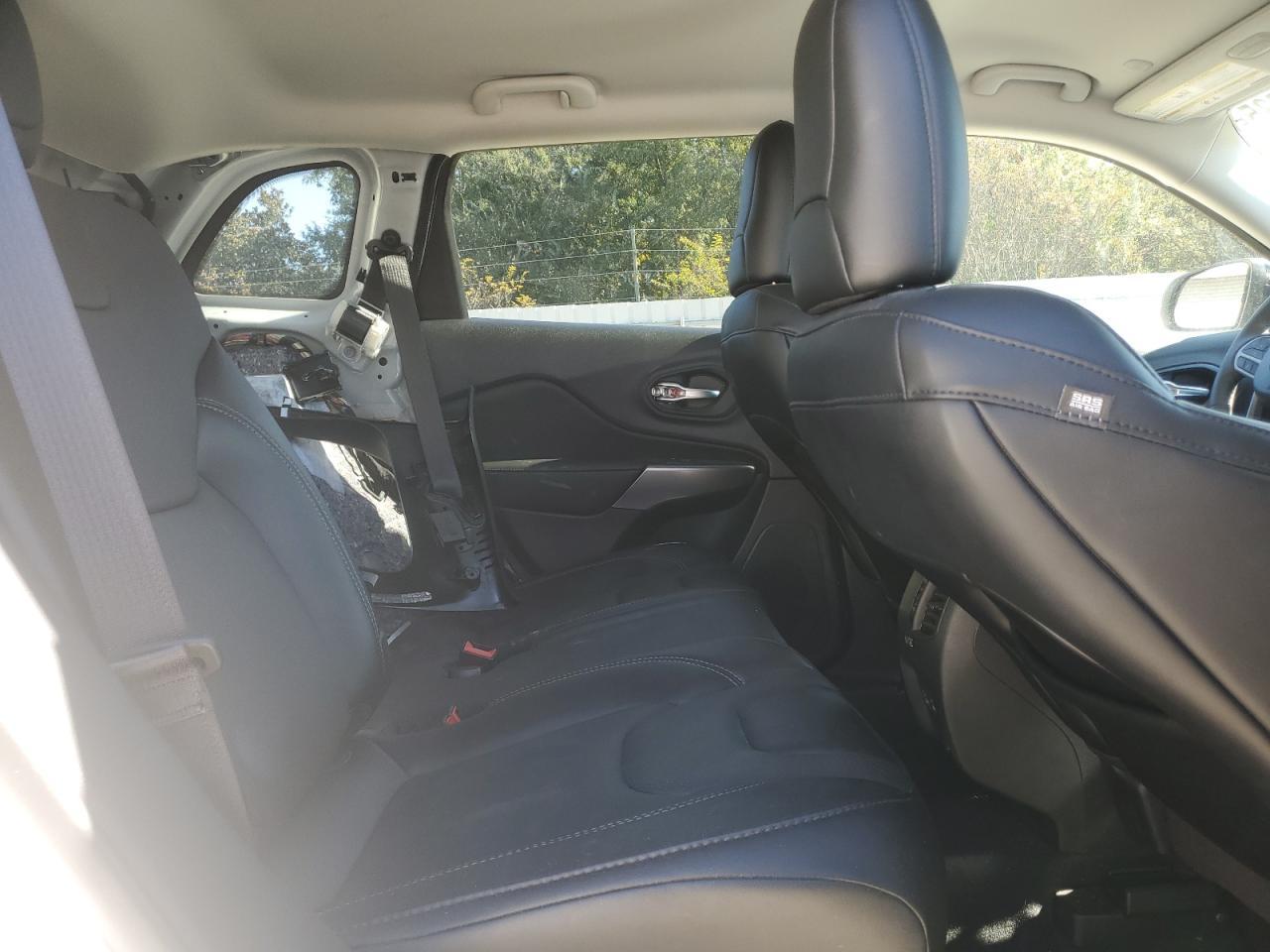 2022 JEEP CHEROKEE