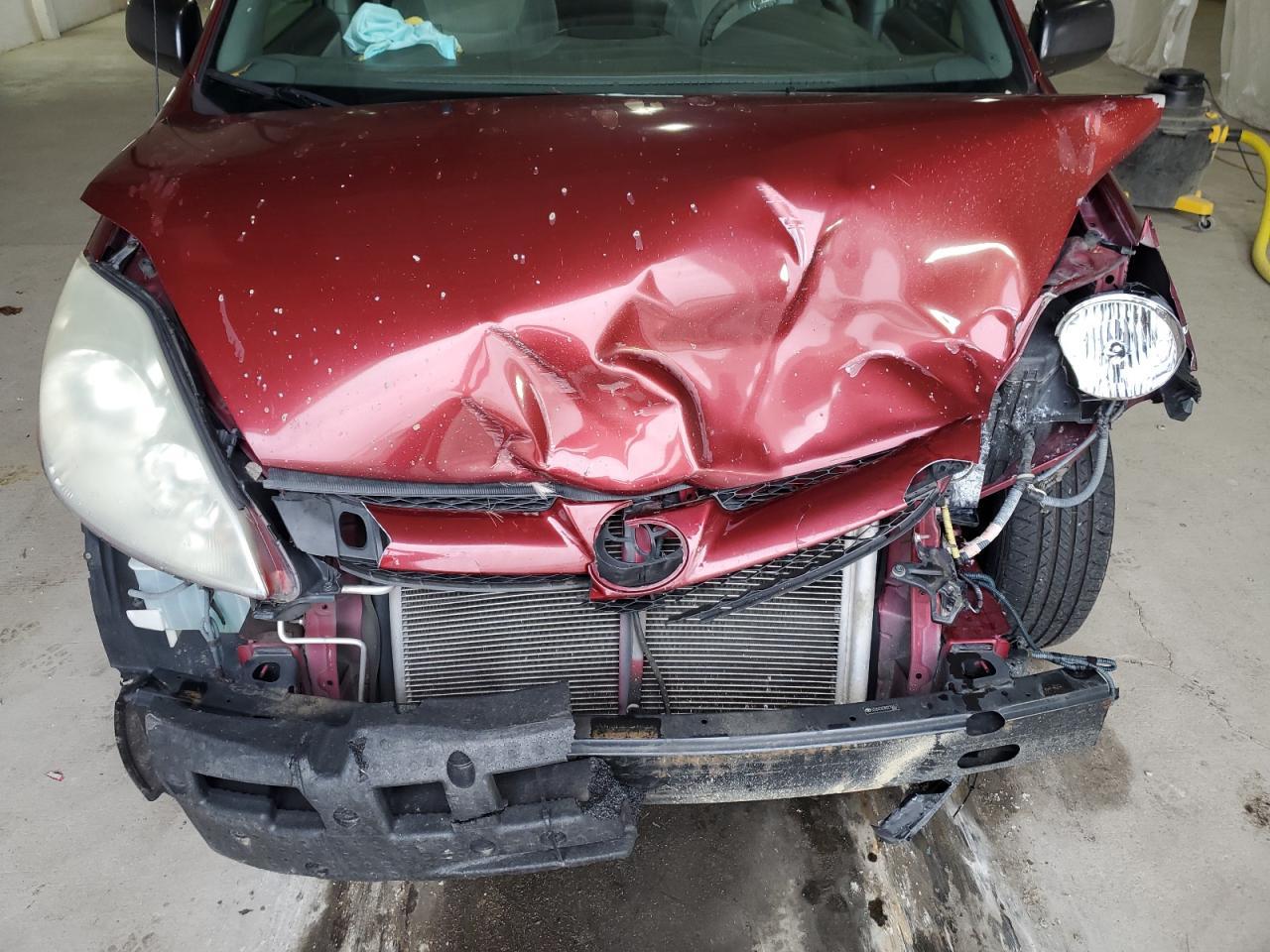 2008 TOYOTA SIENNA