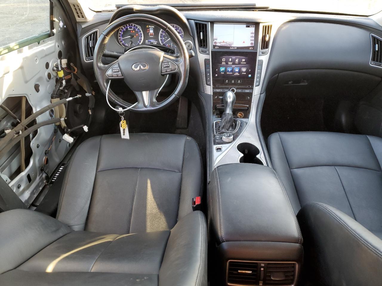 2015 INFINITI Q50