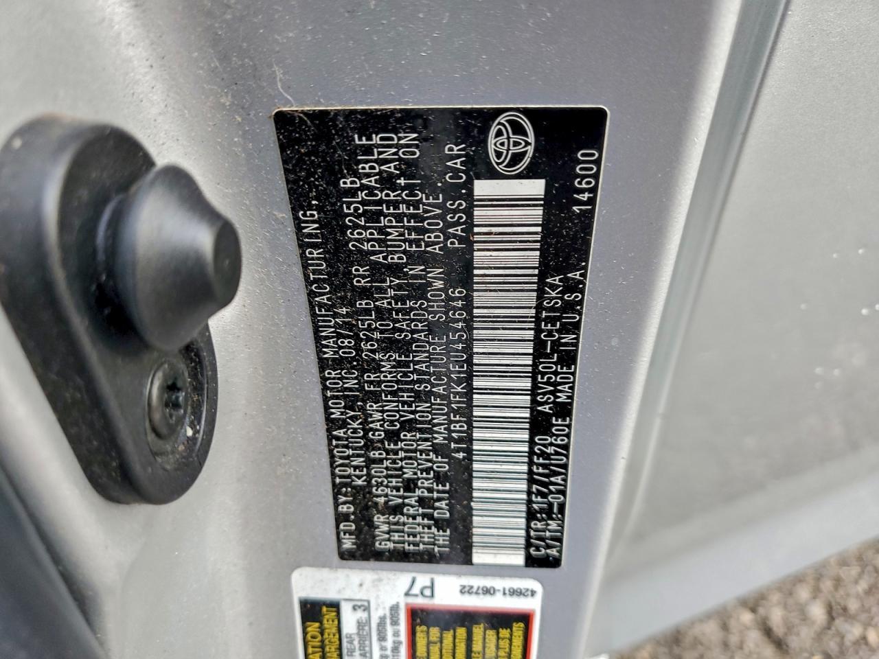 2014 TOYOTA CAMRY