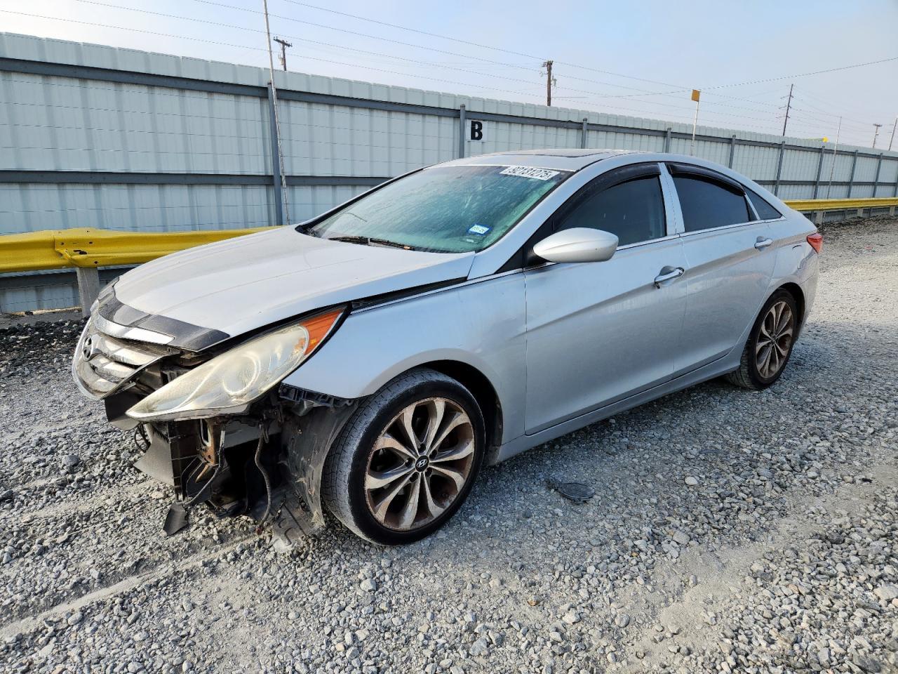 2013 HYUNDAI SONATA