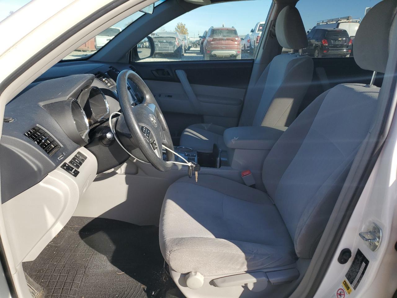 2013 TOYOTA HIGHLANDER