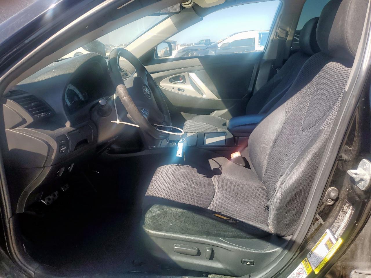 2010 TOYOTA CAMRY