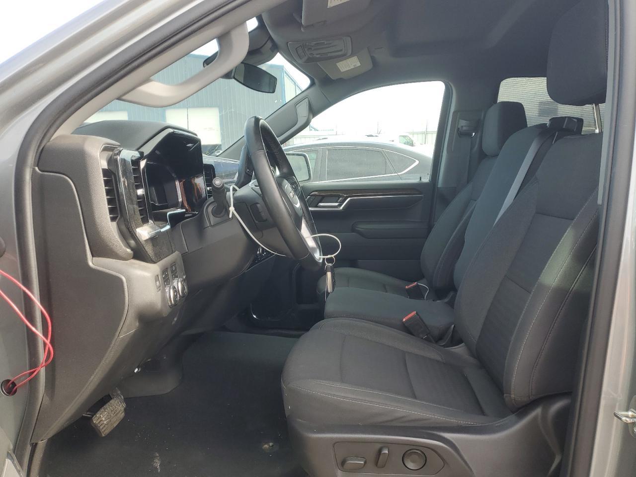 2023 GMC Sierra