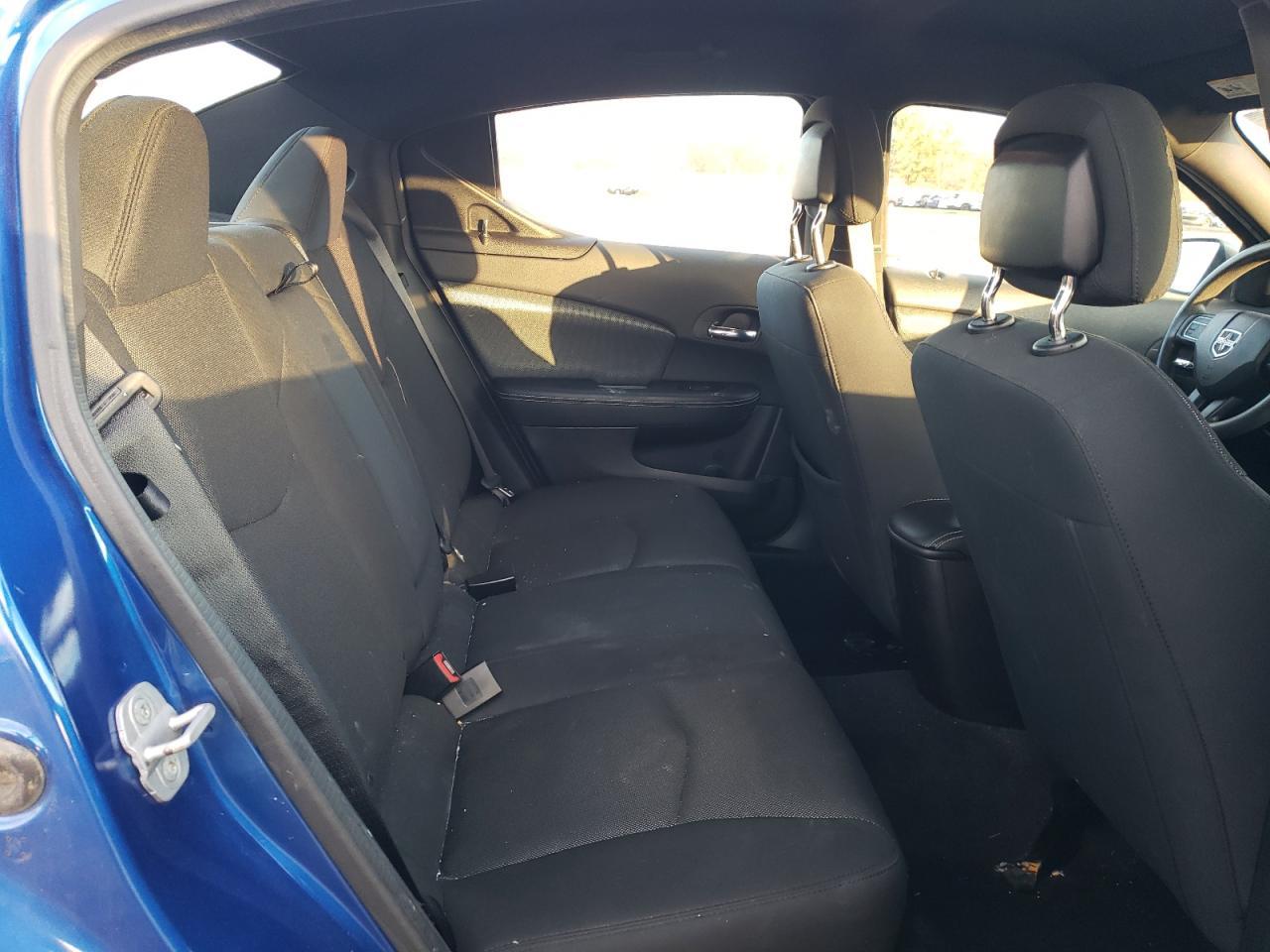 2014 DODGE Avenger