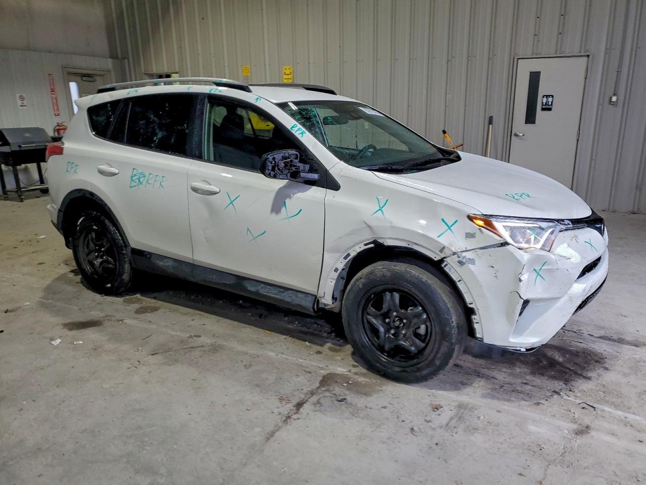 2017 TOYOTA RAV4