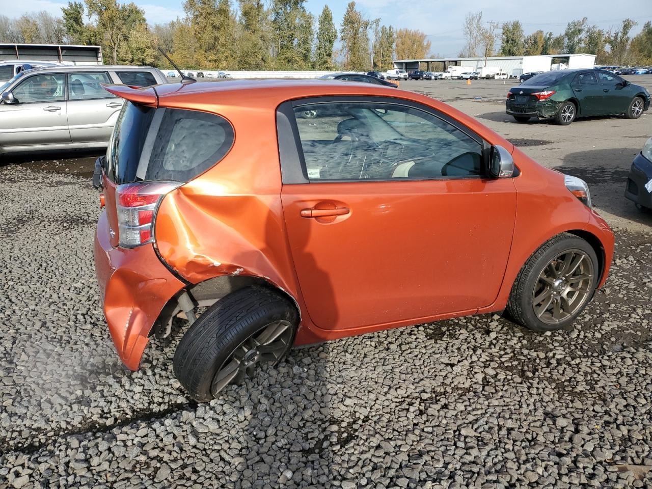 2014 TOYOTA SCION