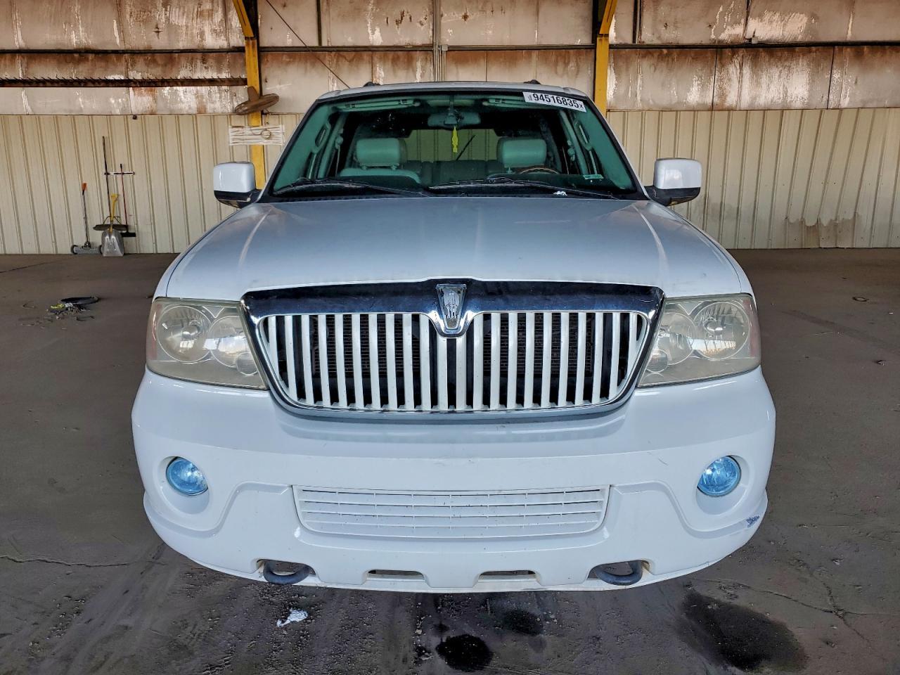 2004 LINCOLN Navigator